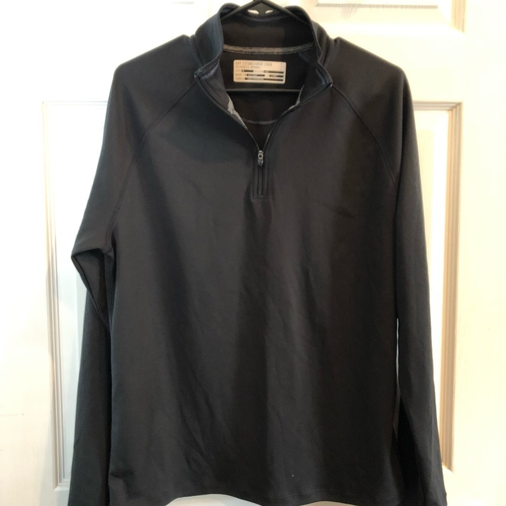 ✨3/$30✨ GAP Men’s Black Athletic 1/4 Zip Top | M​​​